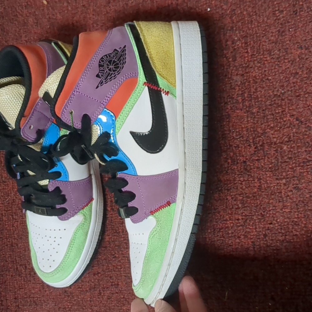 Air Jordan 1 Mid SE "Lightbulb" sneakers - Picture 7 of 12